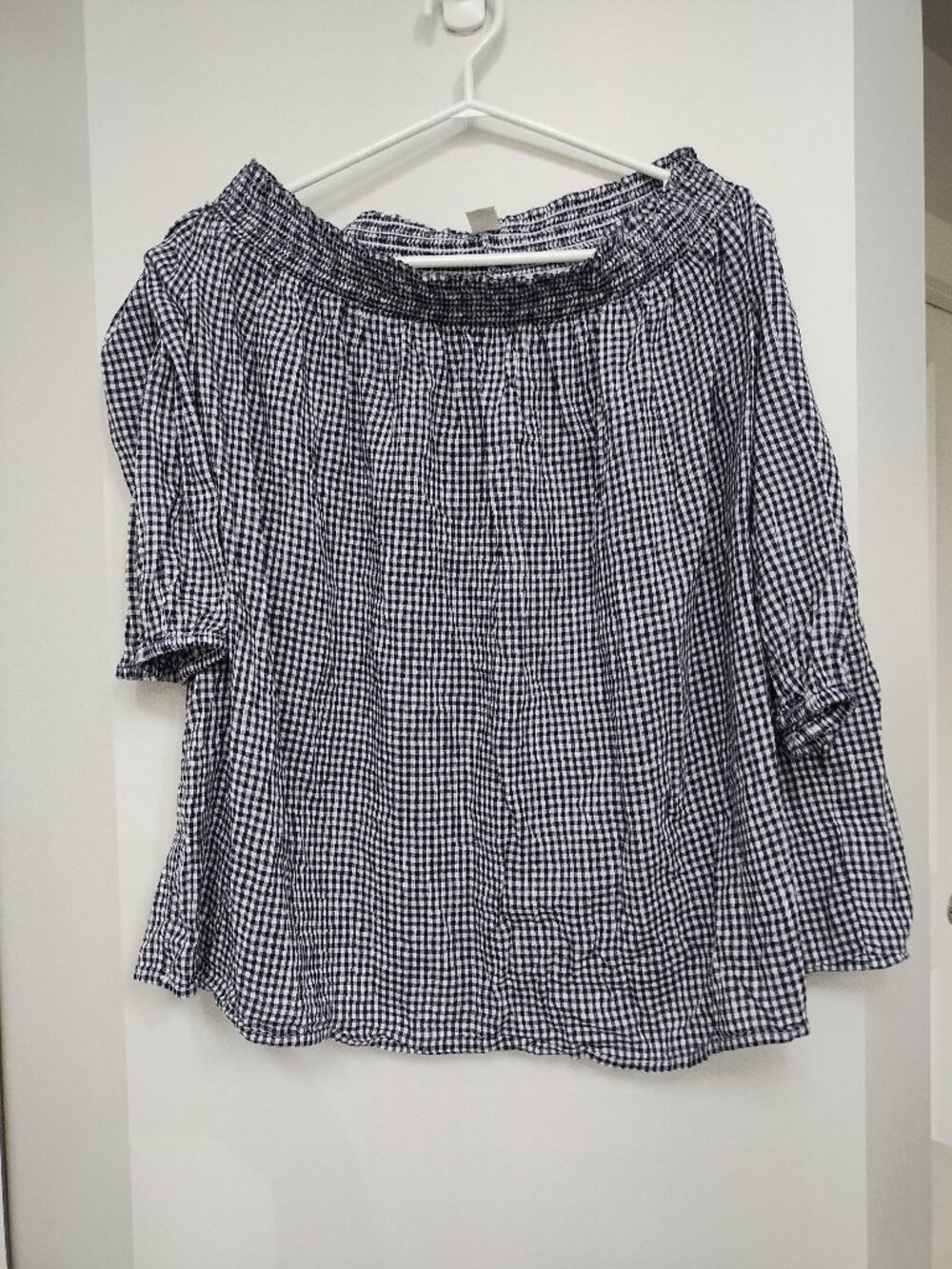 Navy/white off the shoulder gingham Old Navy cotton blend top
